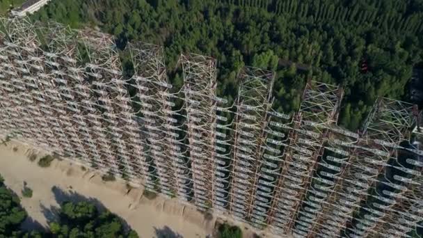 Vista aérea de la estación de radar DUGA cerca de la ciudad de Chernobyl-2 — Vídeos de Stock