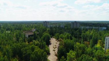 Çernobil nükleer santrali yakınlarındaki Pripyat şehrindeki dönme dolabın havadan görüntüsü.