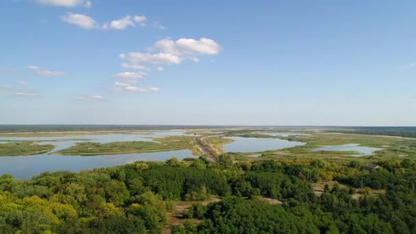 Luchtfoto van de koelvijver van de kerncentrale van Tsjernobyl — Stockvideo