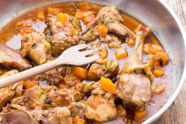 Pollo alla cacciatora