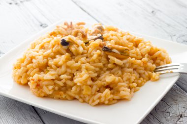 Risotto ile deniz ürünleri