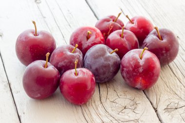 Kırmızı Erik görünümü