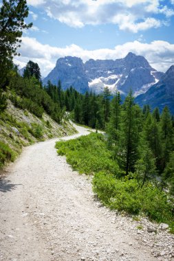 Dağ yollar üç tepeler Lavaredo