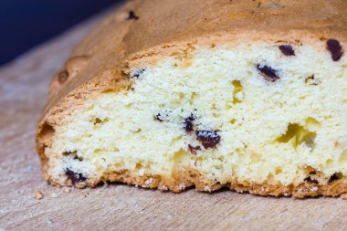 Çörek çikolata gevreği ile