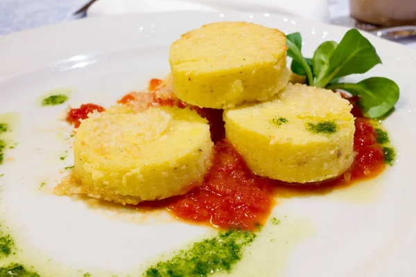 Gli gnocchi alla romana — Foto Stock