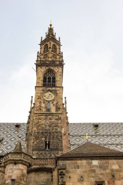 Bolzano İtalya'nın Gotik Katedrali