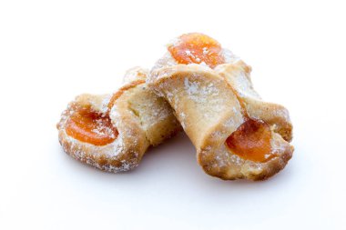 Reçel ile dolu bisküvi