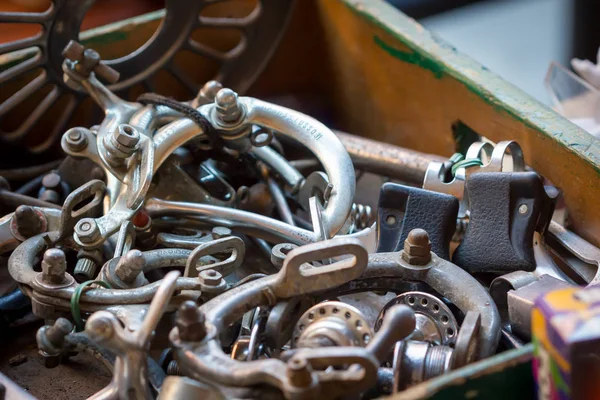 Hardware vintage in un mercato delle pulci — Foto Stock