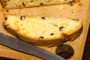 Çörek çikolata gevreği ile