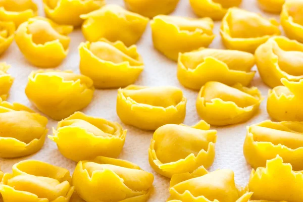 Tortellini in Bologna Italië — Stockfoto