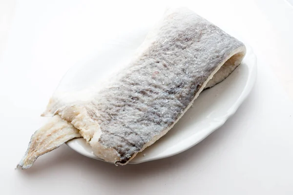 Rebanada de bacalao salado crudo —  Fotos de Stock