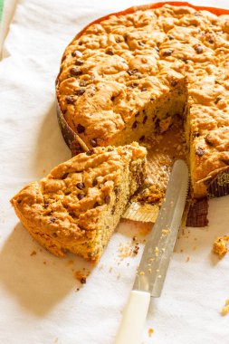 Çörek çikolata gevreği ile