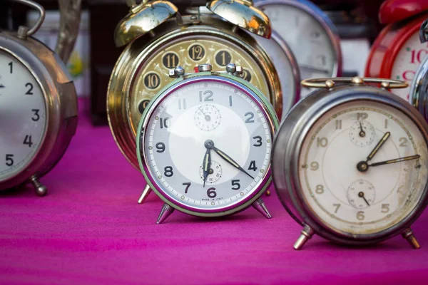 Vintage Clock at a flea market — Stock Photo, Image