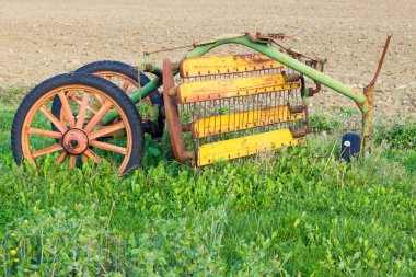 Outil agricole antik
