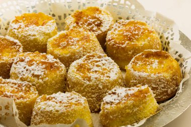 Reçelli tatlı çörek