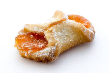 Reçel ile dolu bisküvi