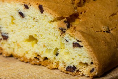 Çörek çikolata gevreği ile