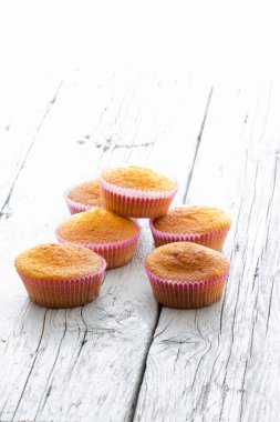 Şekerli tatlı çörekler.