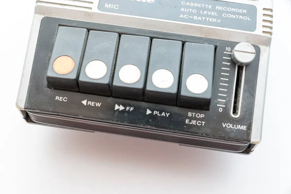 Detaljer för en vintage personliga kassettbandspelare — Stockfoto