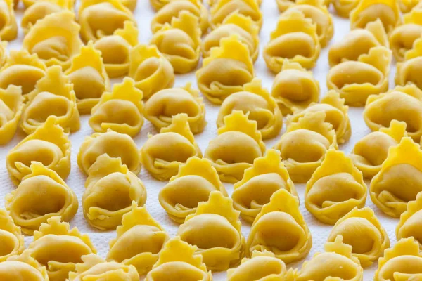 Tortellini i Bologna — Stockfoto