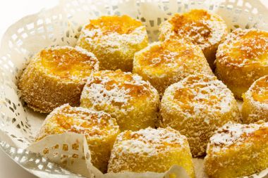 Reçelli tatlı çörek