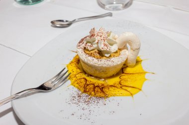 Kek beze ve mascarpone