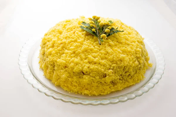 Mimosa tradycyjne ciasto na dzień matki — Zdjęcie stockowe