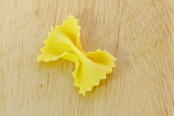 Farfalle makarna ev yaptı