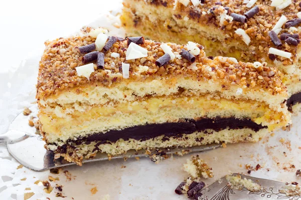 Fındık kremalı pasta