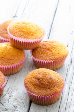 Şekerli tatlı çörekler.