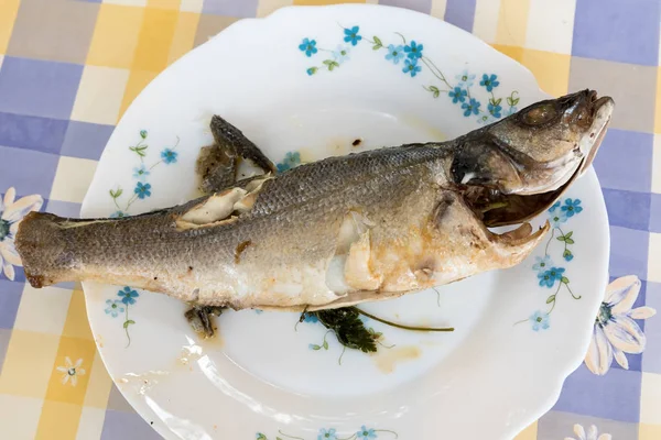 Tasty fish dish in the oven — Stock Photo, Image