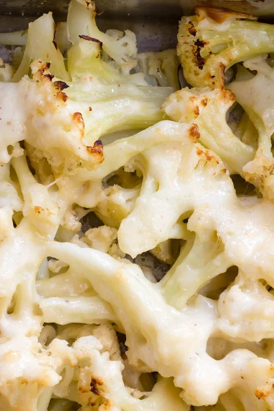 Peynirli fırında karnabahar