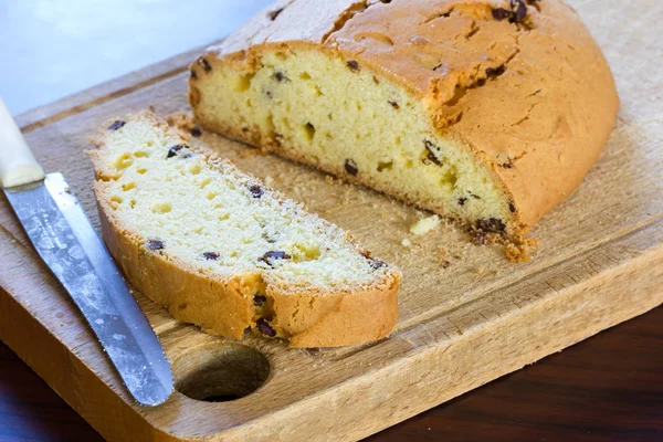 Çörek çikolata gevreği ile