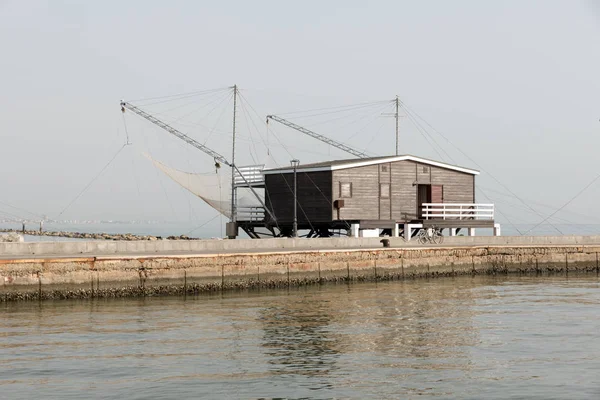 Balustrades pour la pêche avec cloches — Photo