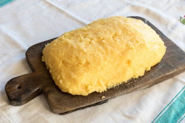 Polenta sarı mısır unu ev yapımı
