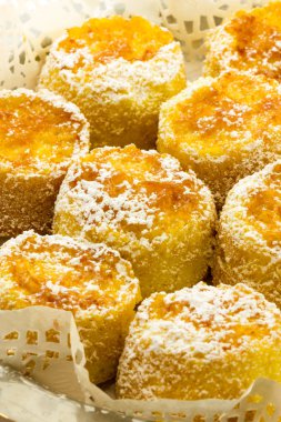 Reçelli tatlı çörek