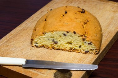 Çörek çikolata gevreği ile