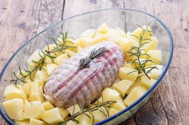 Kızarmış patates ile pişirmek