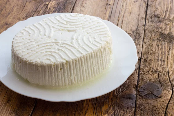 Gustoso formaggio fresco di mucca Ricotta — Foto Stock