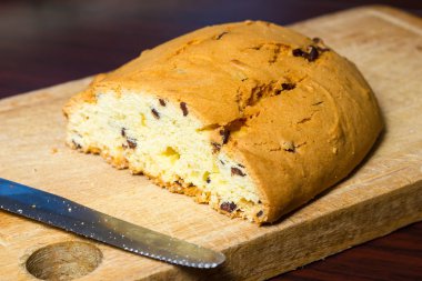 Çörek çikolata gevreği ile