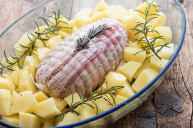 Kızarmış patates ile pişirmek