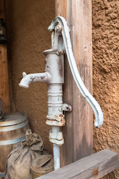 Fuente de bomba de hierro — Foto de Stock