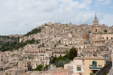 Sicilya Modika Şehri