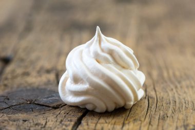 Beze yumurta sarısı closeup