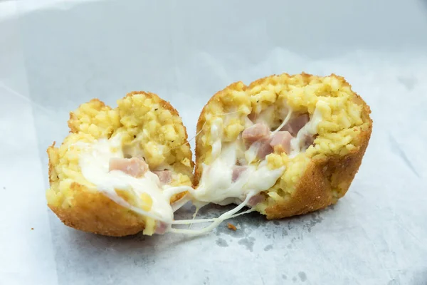 Arancino yağı Sicilya İtalya