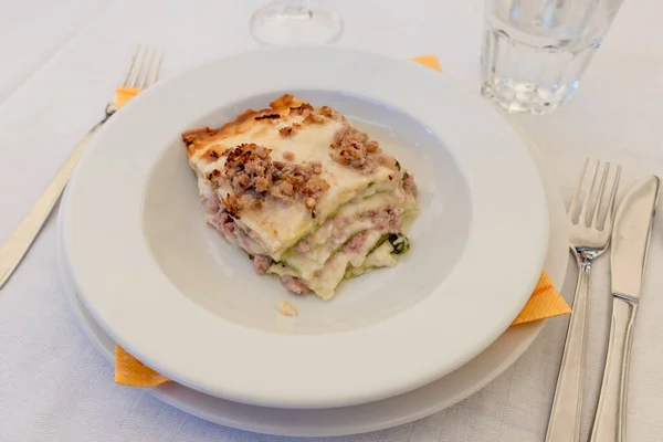 Bolognese Lasagne Close — Stock Photo, Image