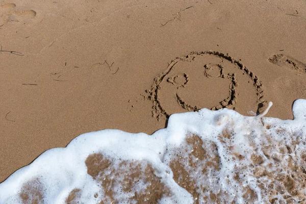 Sonrisa Dibujar Orilla Del Mar — Foto de Stock