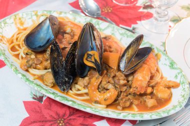 Spagetti Deniz Manzaralı