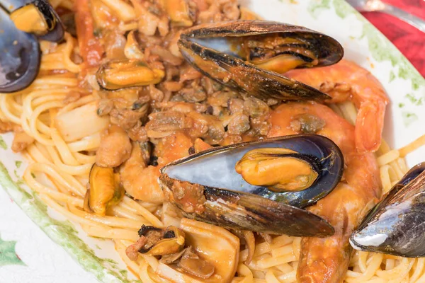 Спагетті Морською Їжею — стокове фото