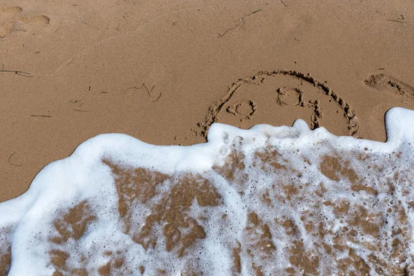 Sonrisa Dibujar Orilla Del Mar — Foto de Stock